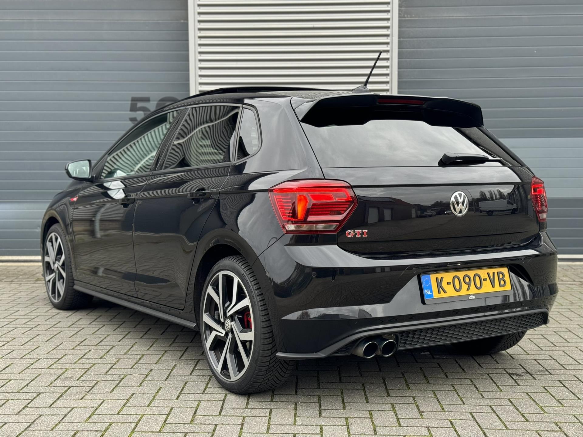 volkswagen-polo-image3.jpg
