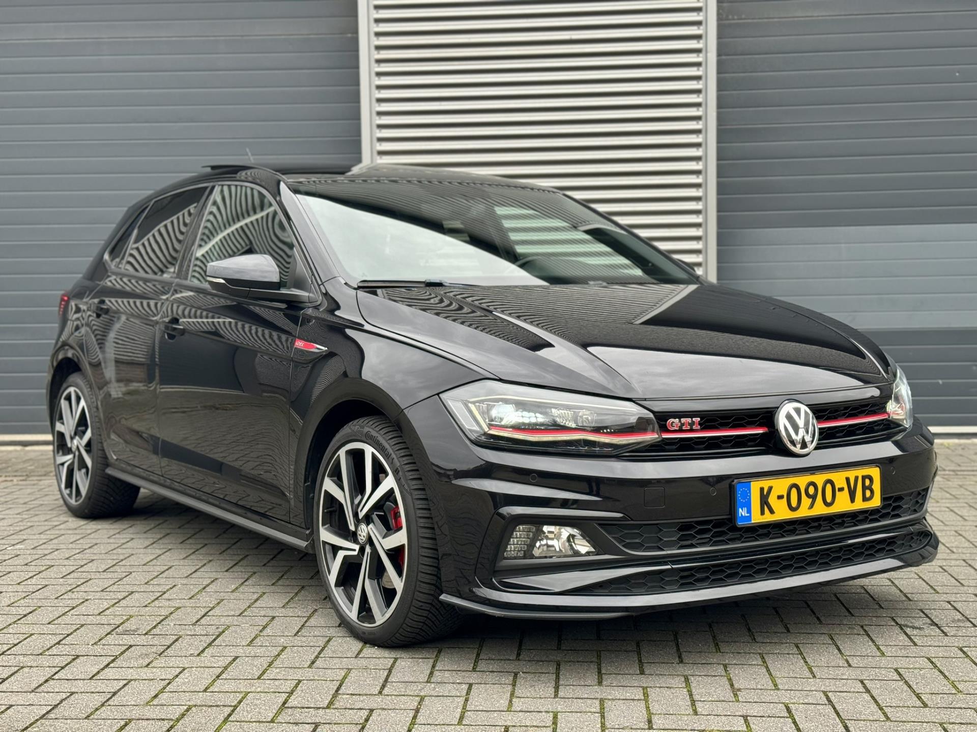 volkswagen-polo-image6.jpg