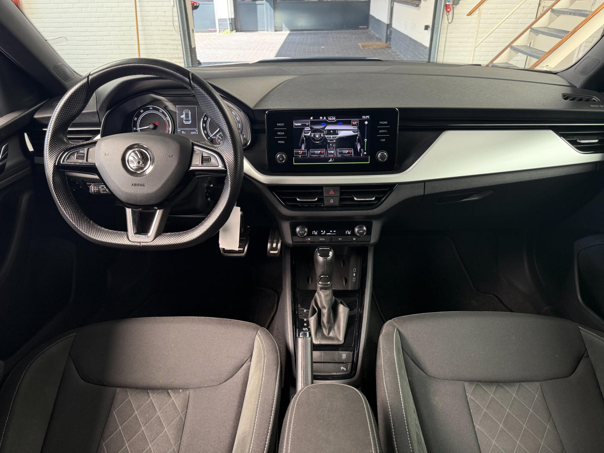 skoda-kamiq-image2.jpg