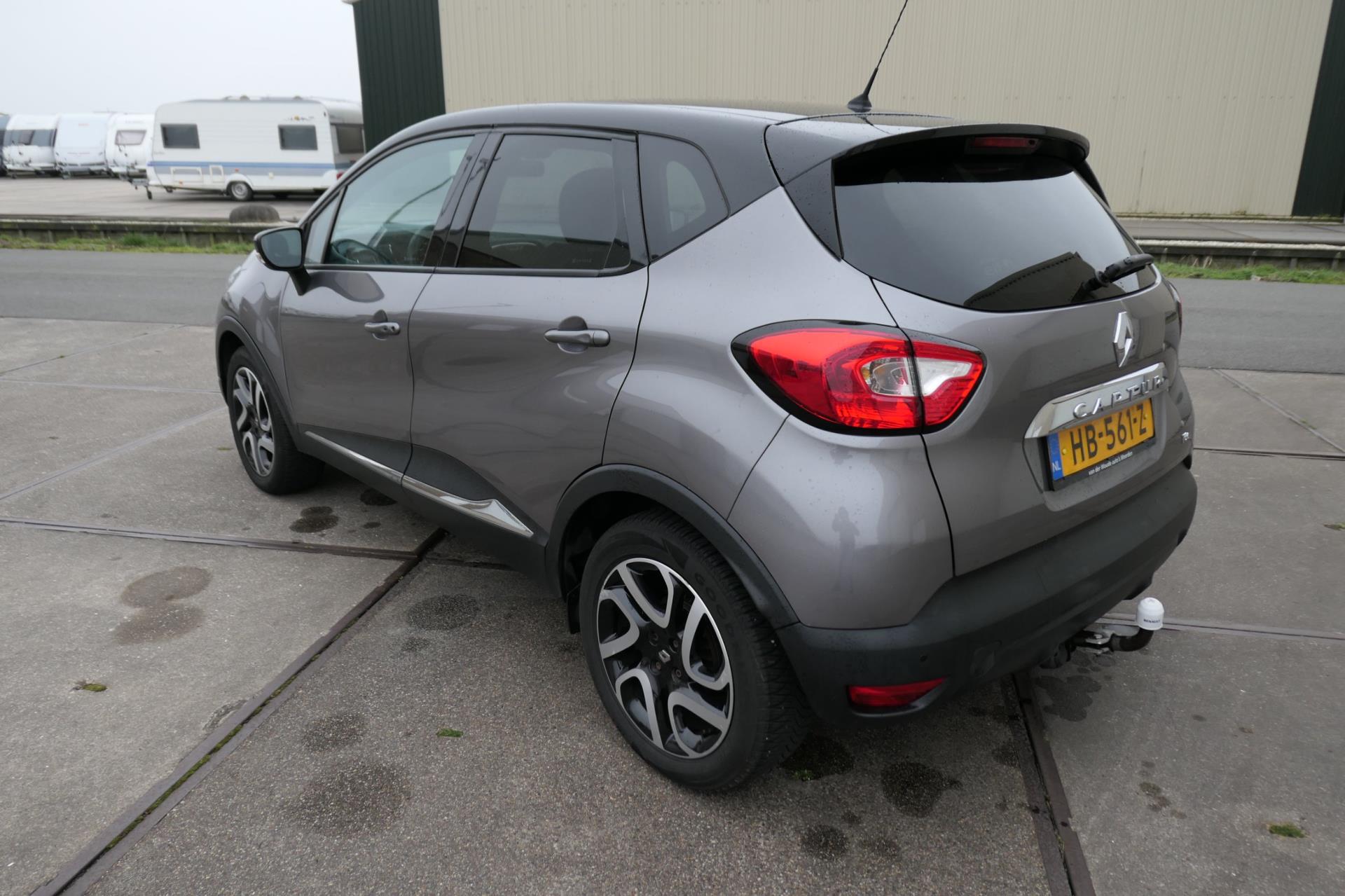 renault-captur-image4.jpg