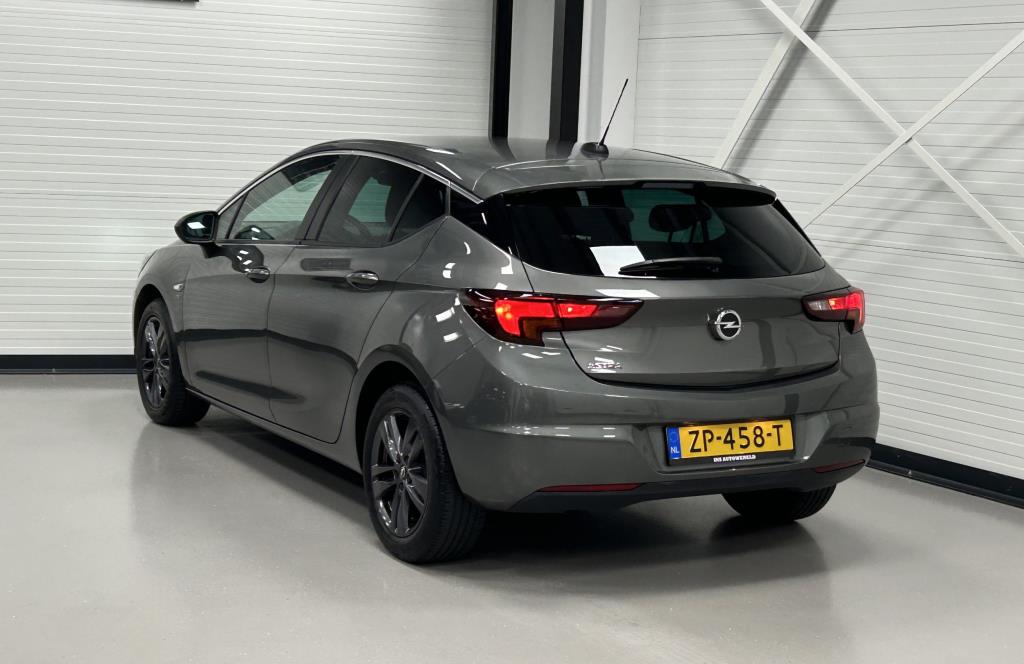 opel-astra-image8.jpg