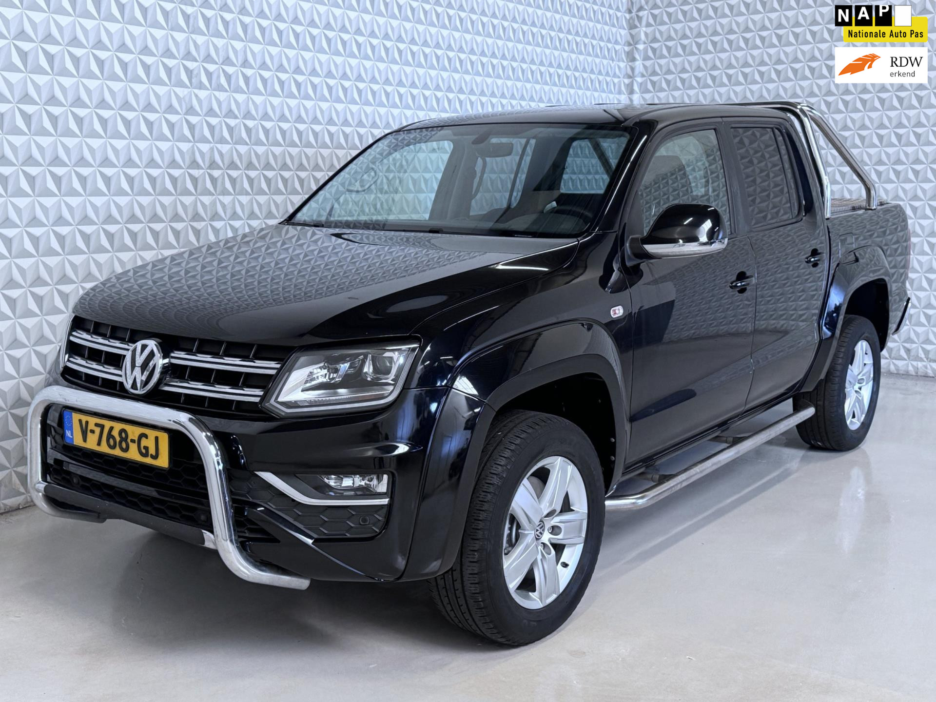236577378/volkswagen-amarok-image1.jpg