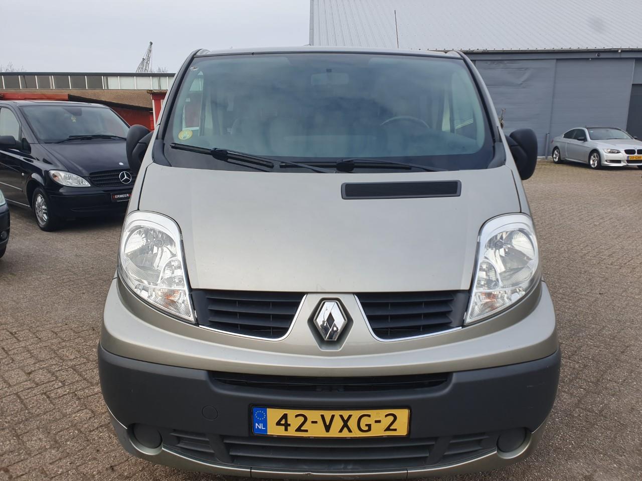 renault-trafic-image7.jpg