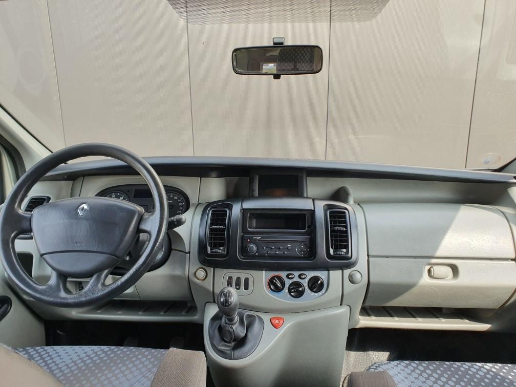 renault-trafic-image8.jpg