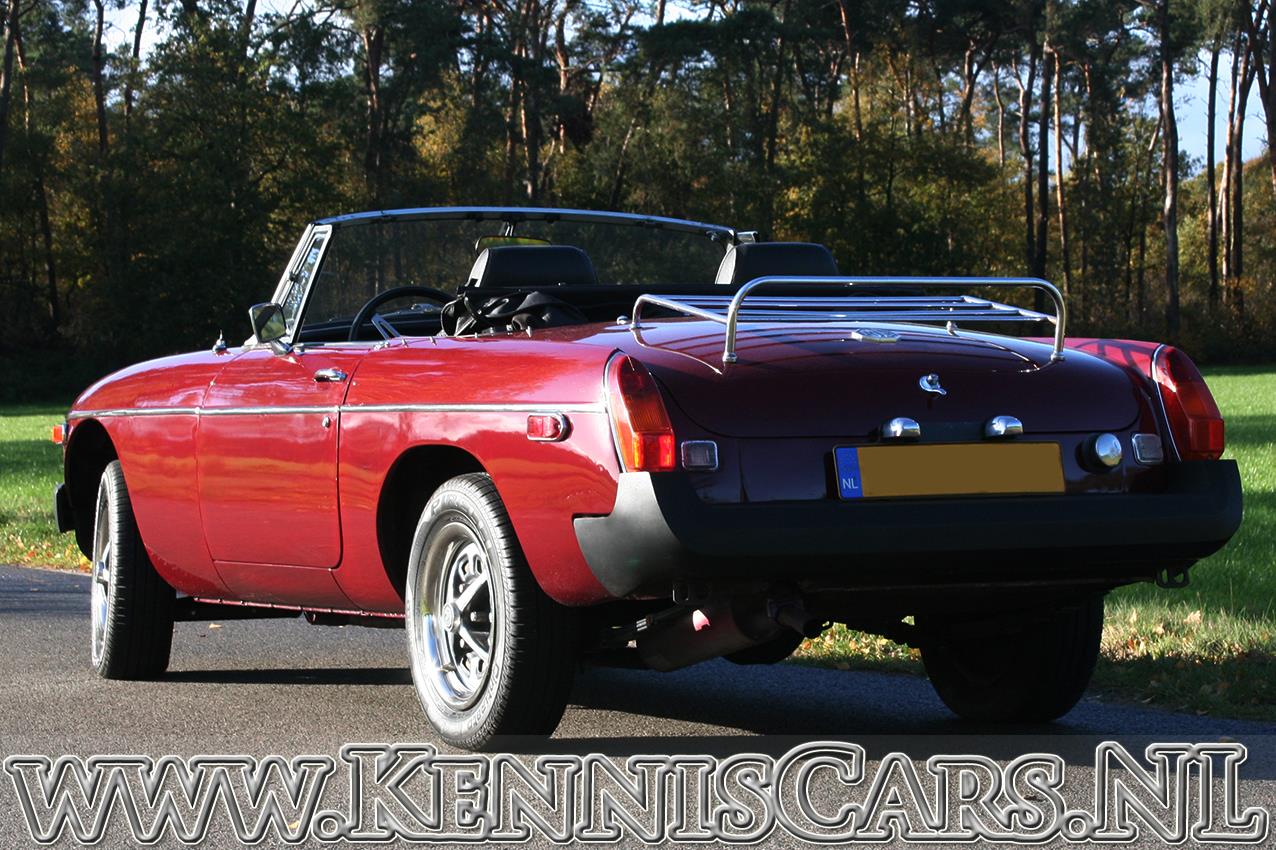 mg-1976-b-roadster-image5.jpg