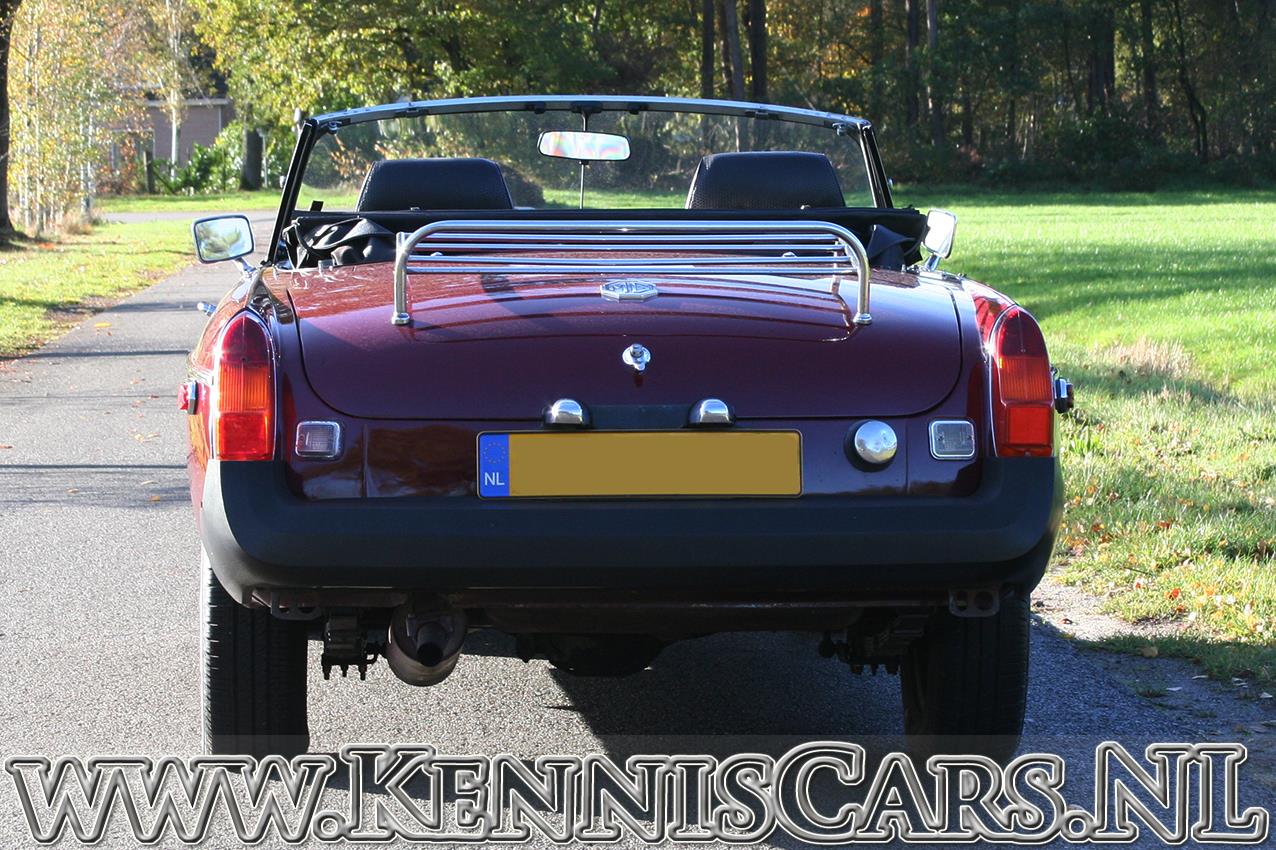 mg-1976-b-roadster-image6.jpg