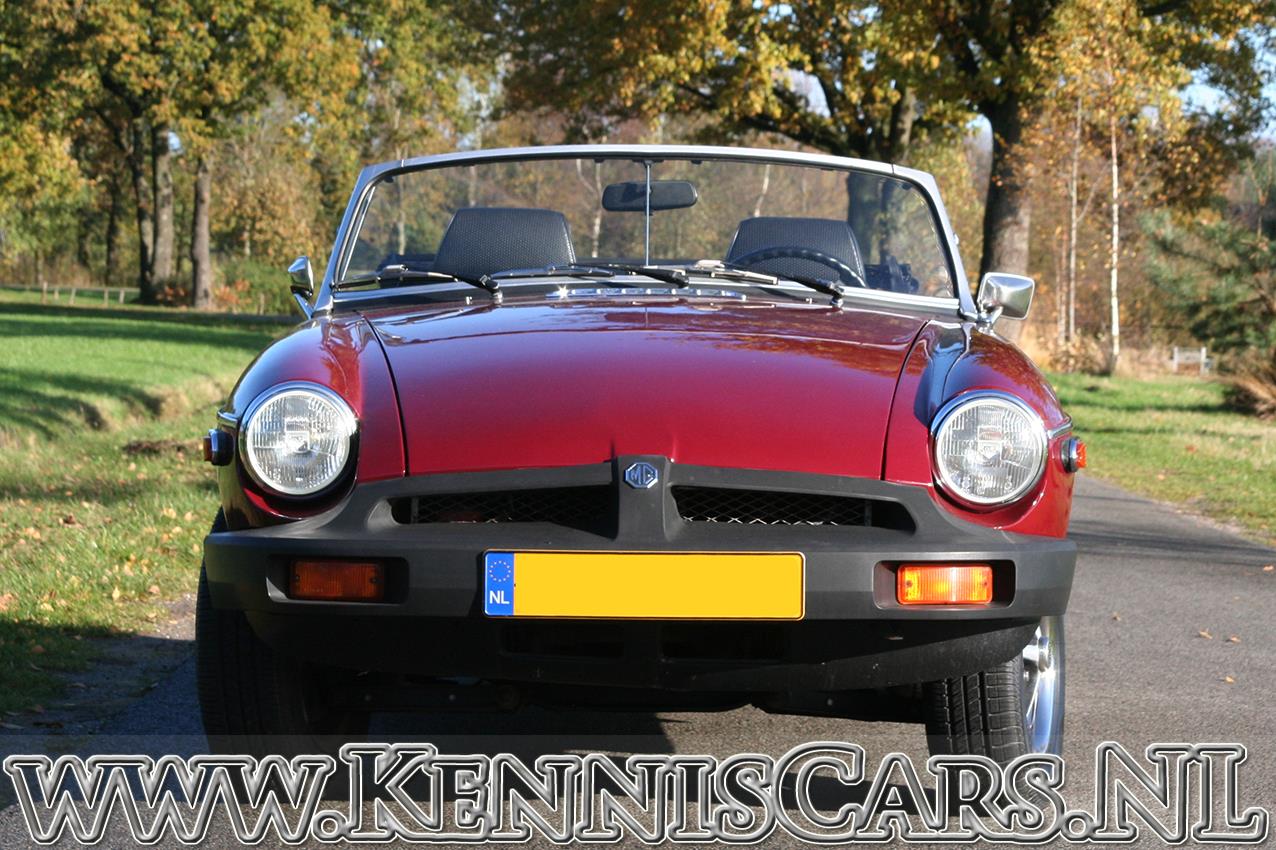 mg-1976-b-roadster-image7.jpg