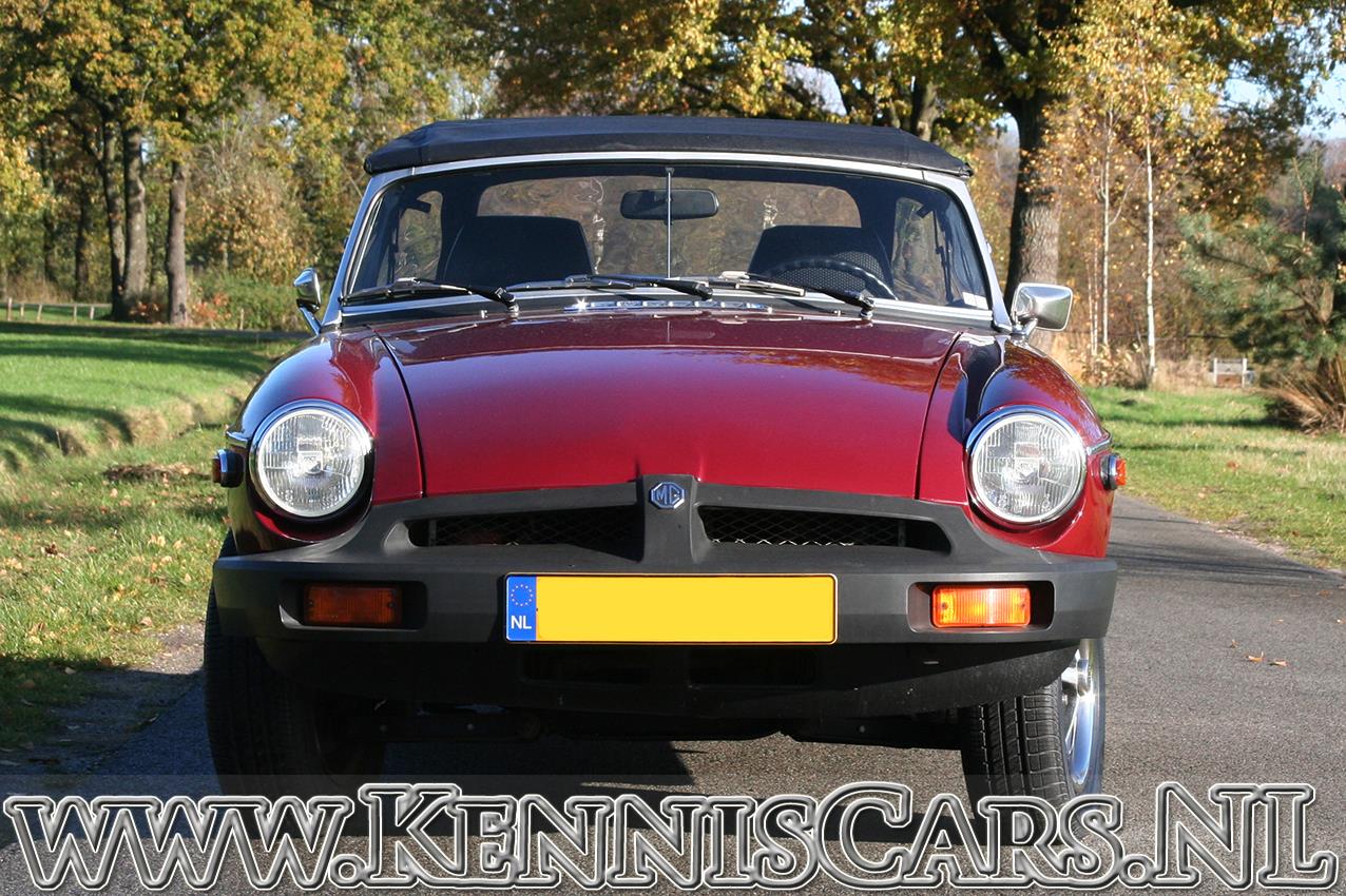 mg-1976-b-roadster-image8.jpg