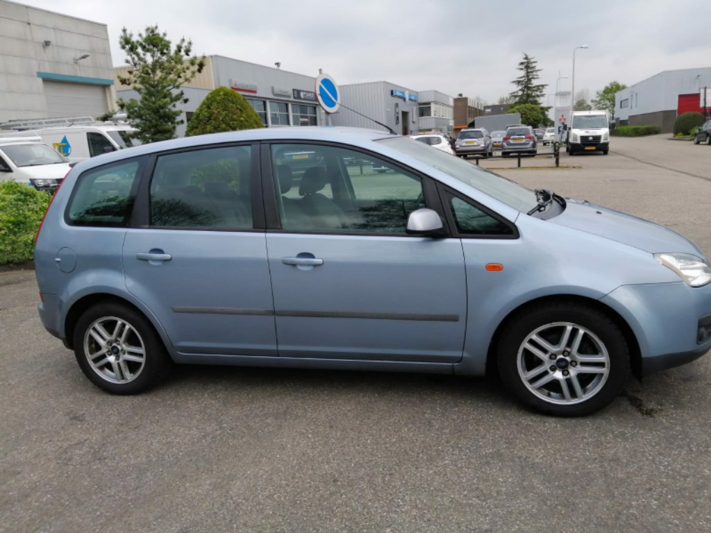 ford-focus-c-max-image3.jpg