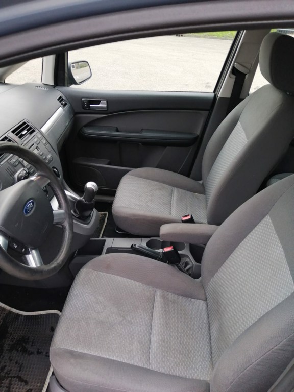 ford-focus-c-max-image6.jpg