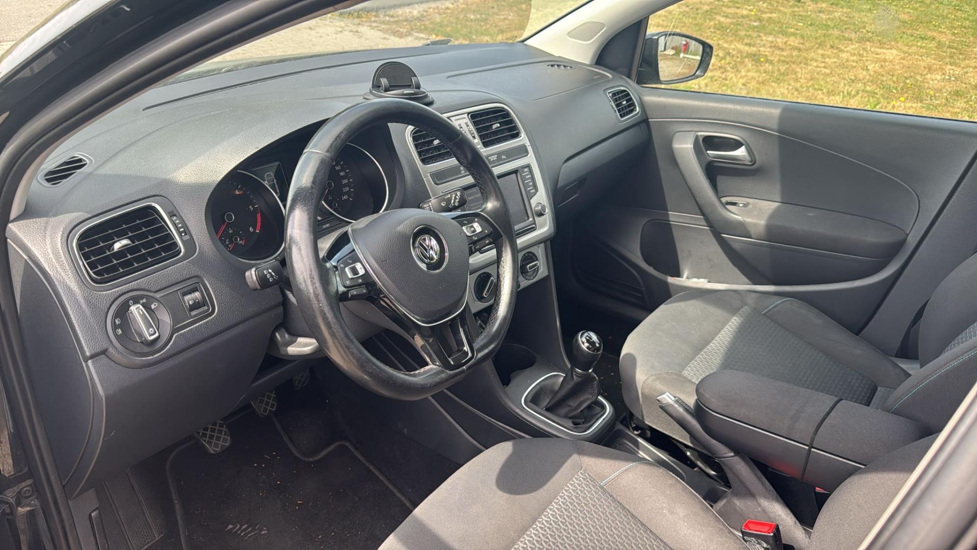 volkswagen-polo-image8.jpg