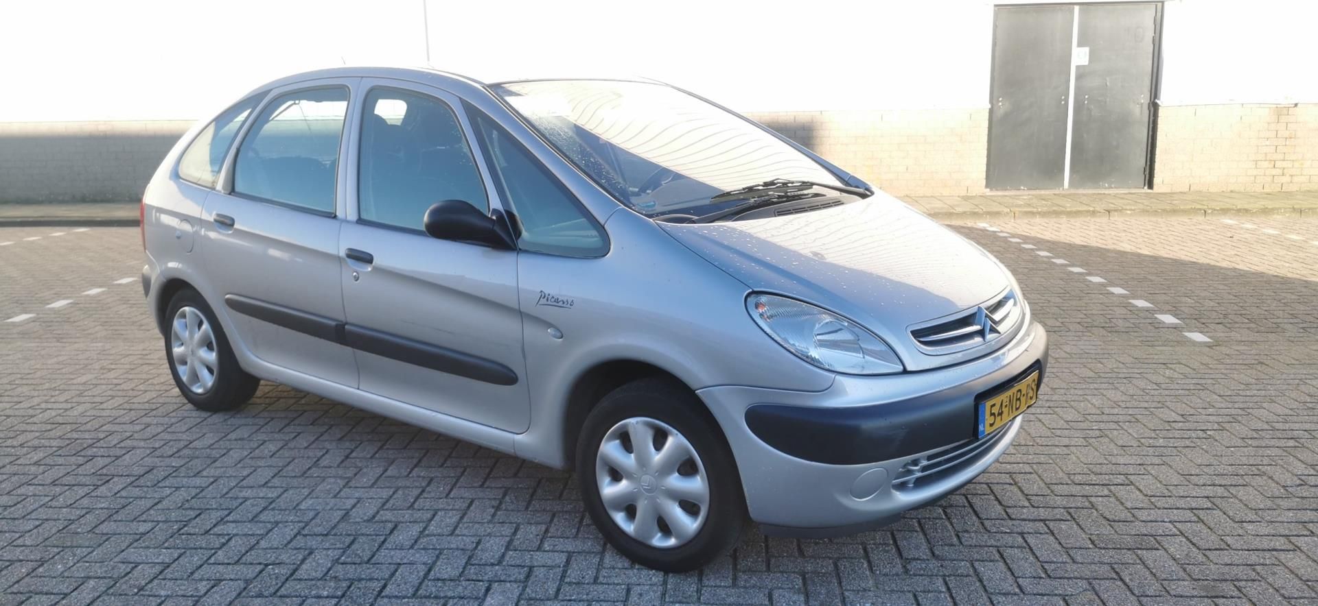 citroen-xsara-picasso-image7.jpg