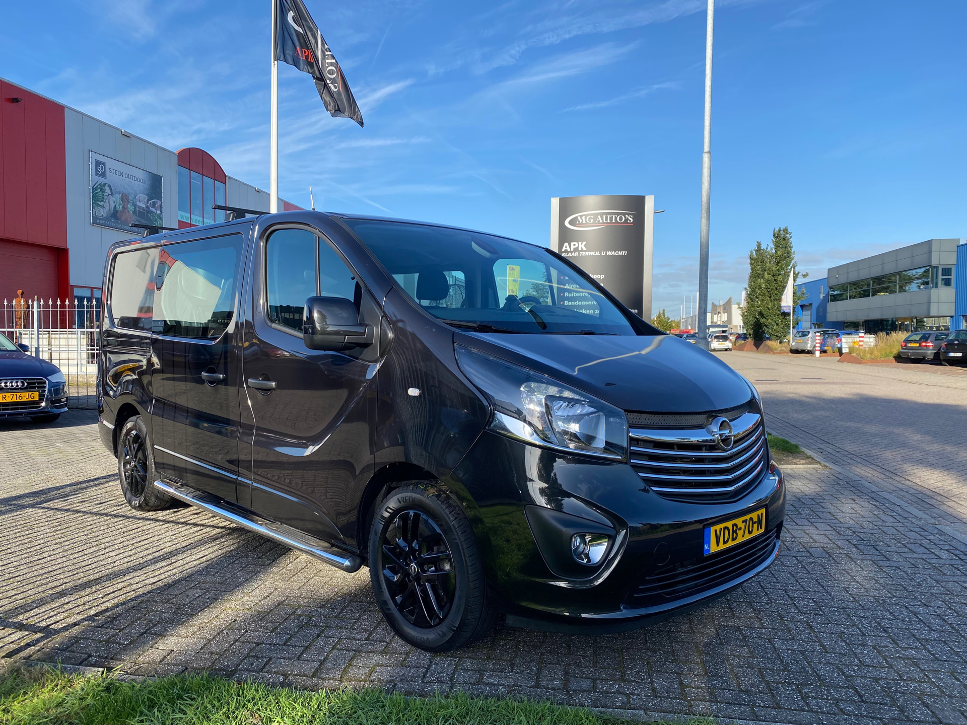 opel-vivaro-image3.jpg