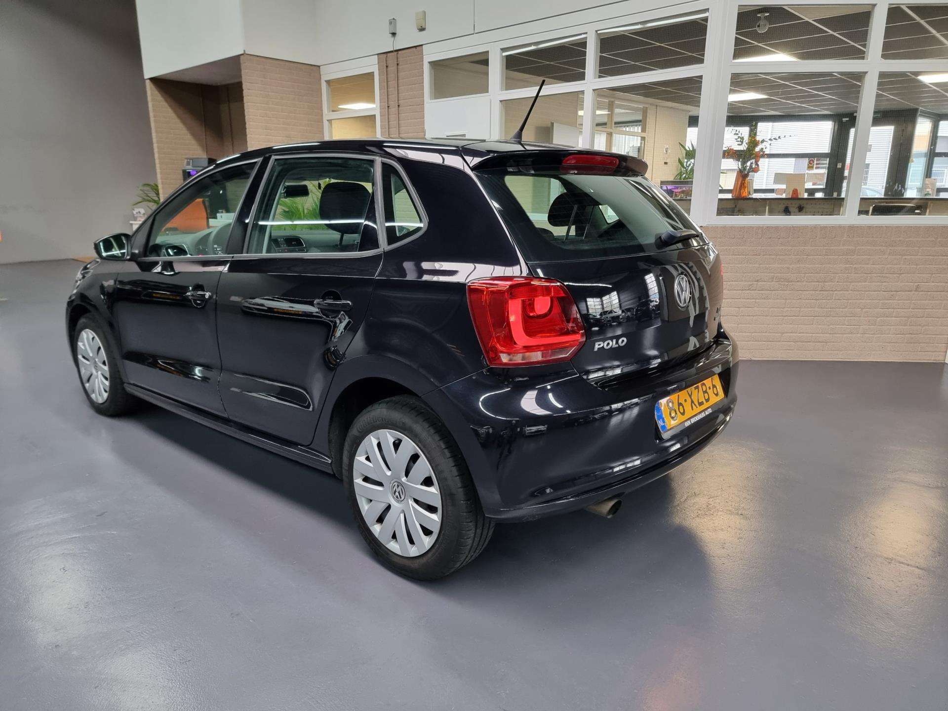 volkswagen-polo-image9.jpg