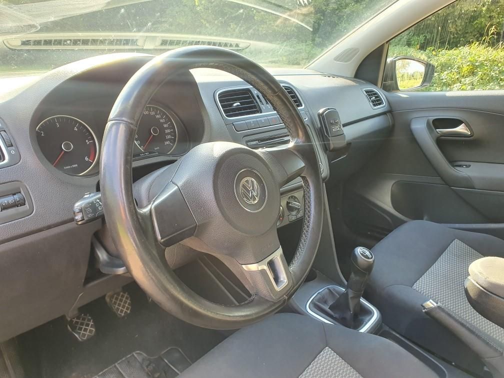 volkswagen-polo-image10.jpg