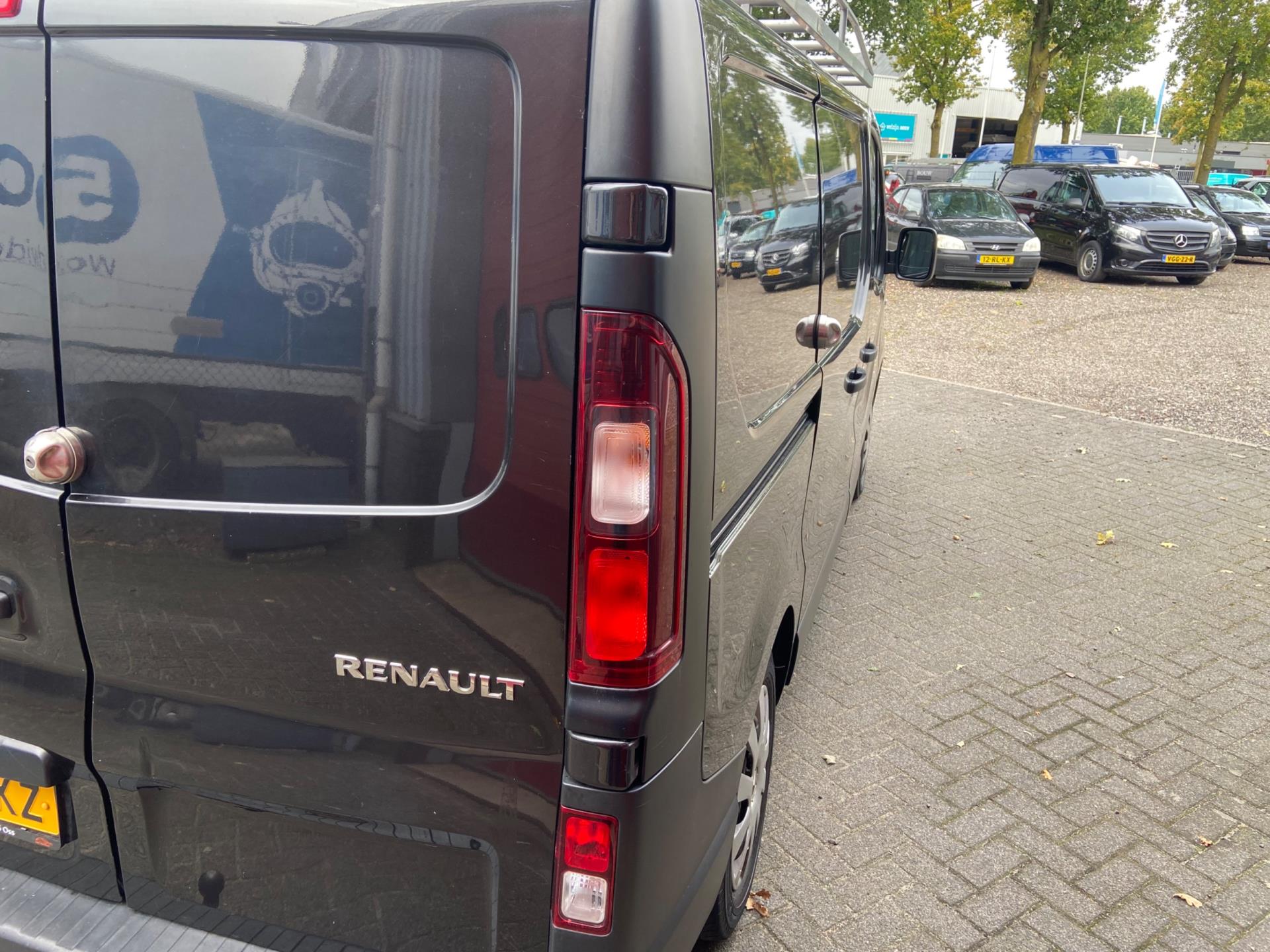 renault-trafic-image8.jpg