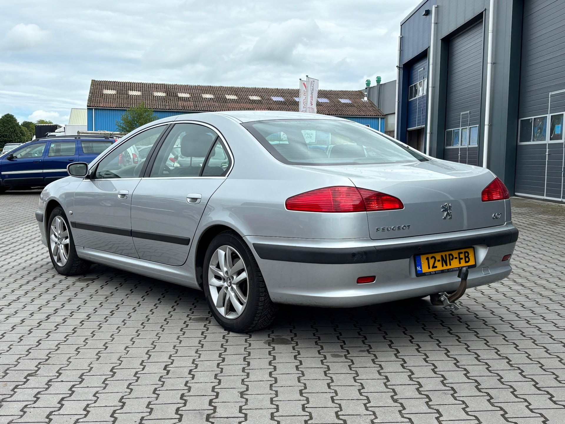peugeot-607-image3.jpg