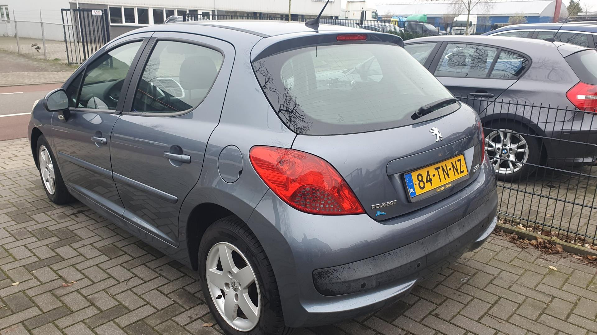 peugeot-207-image2.jpg