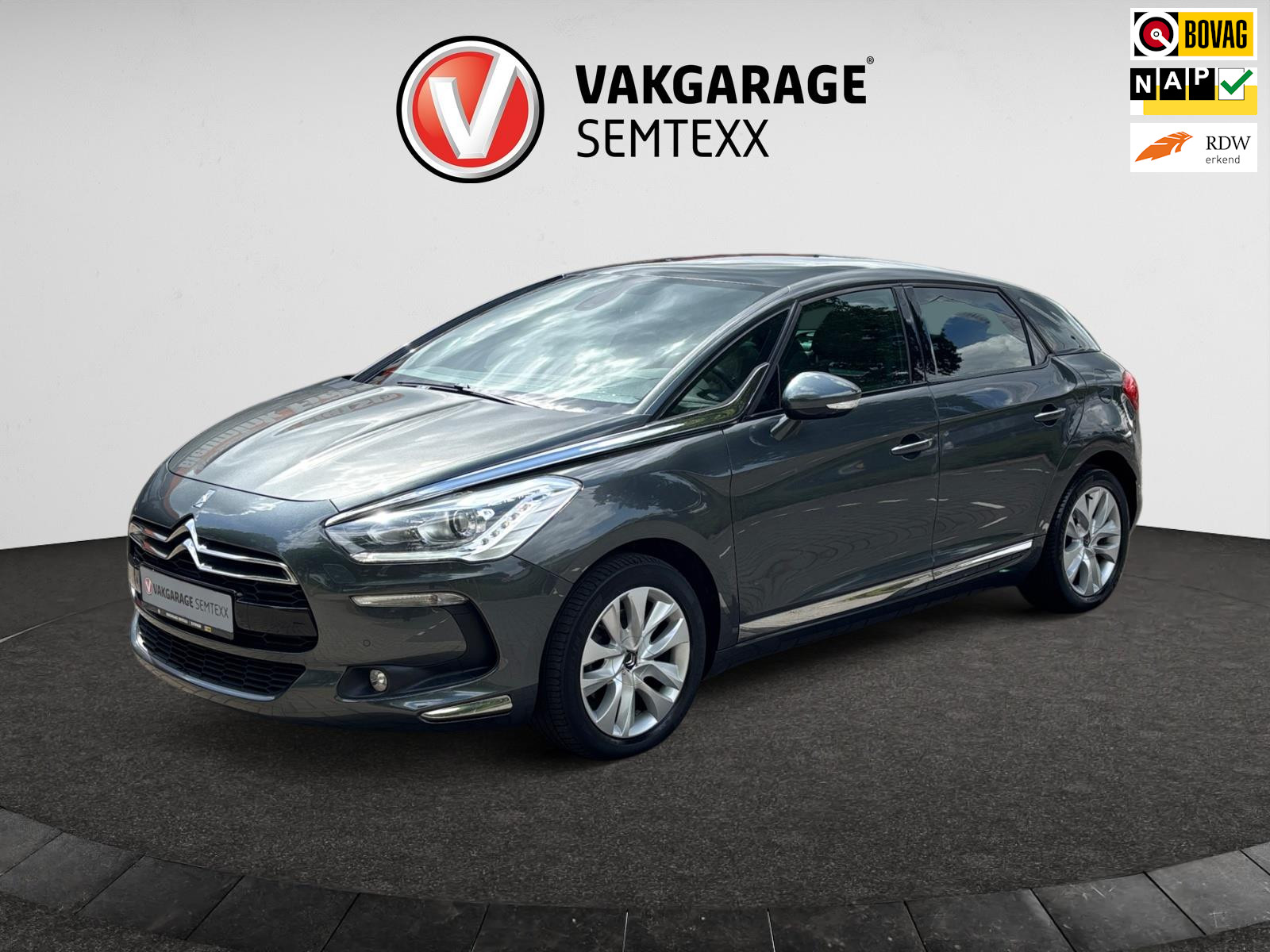 262613731/citroen-ds5-image1.jpg