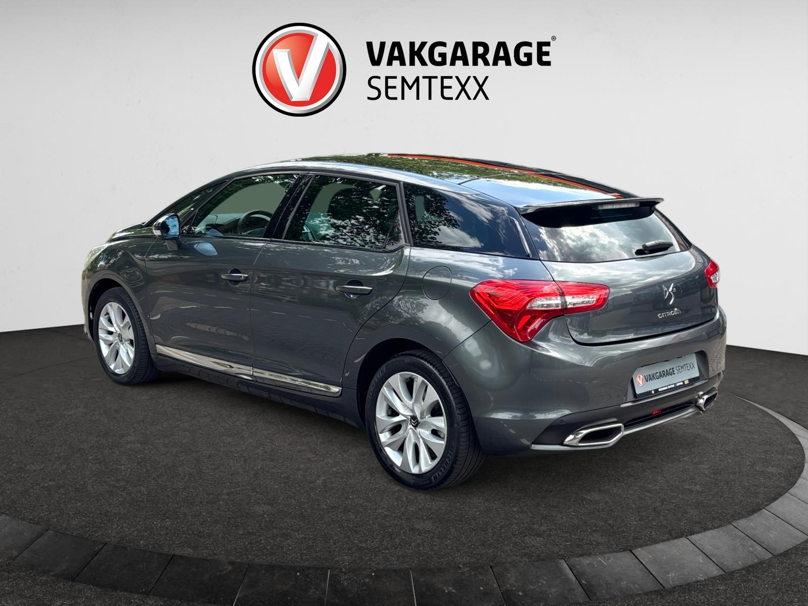 citroen-ds5-image3.jpg