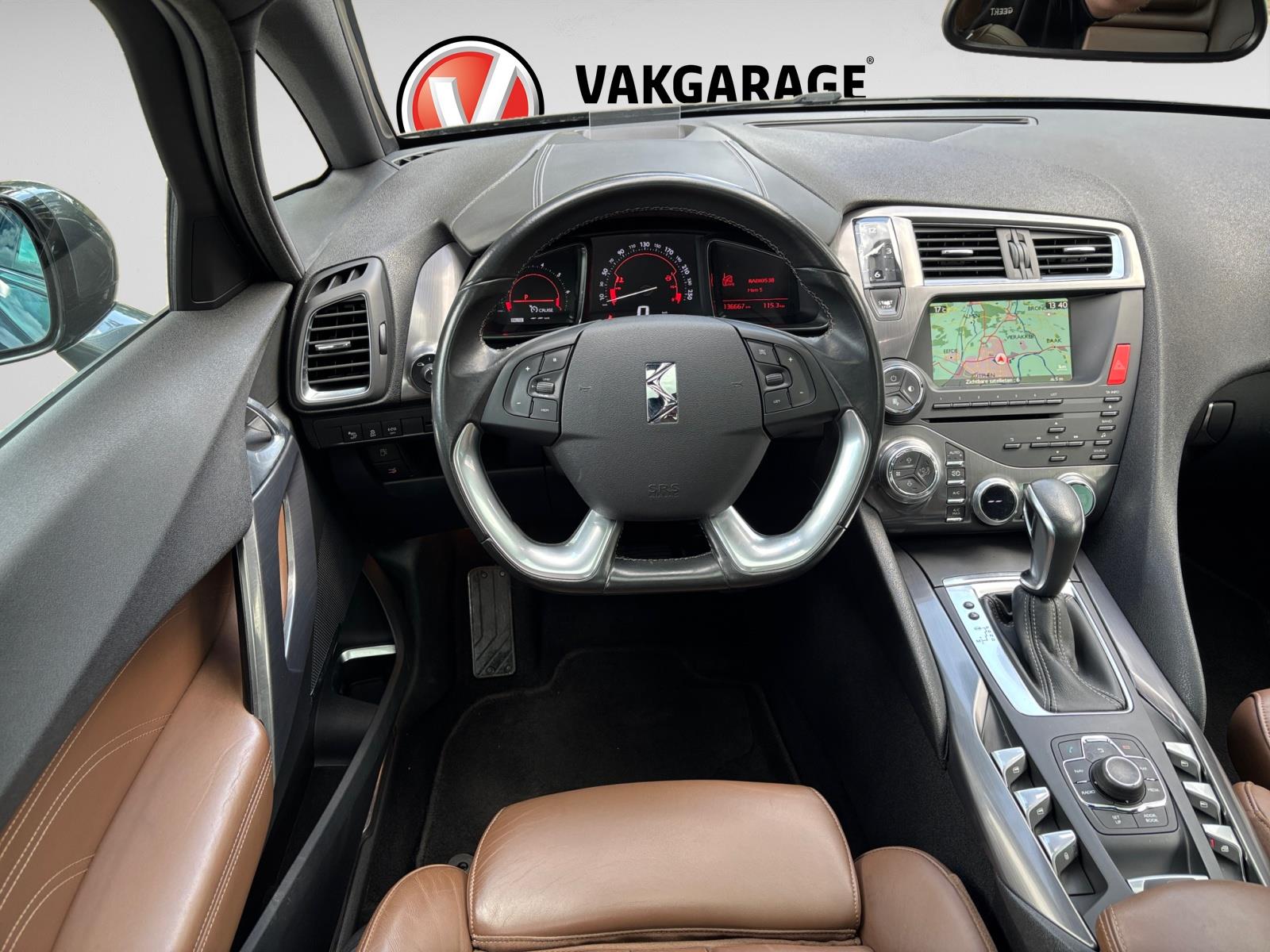 citroen-ds5-image5.jpg