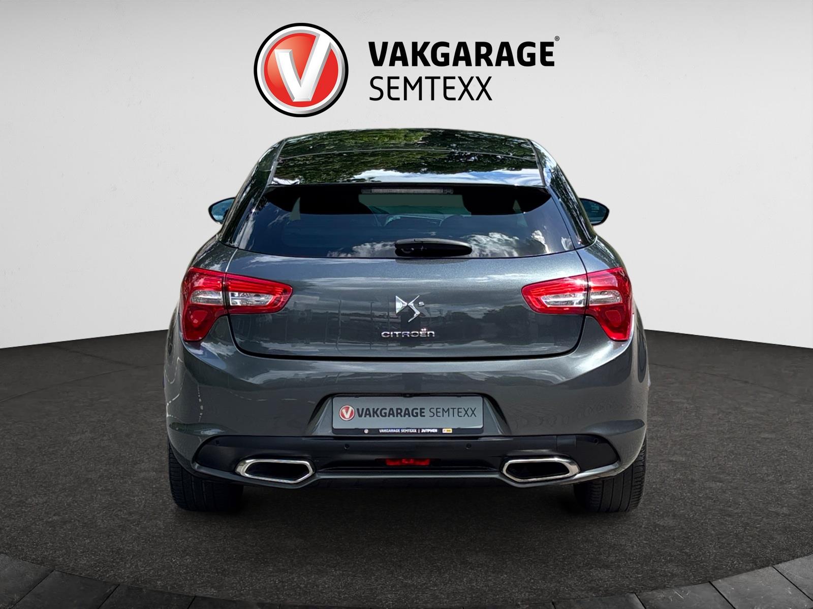 citroen-ds5-image7.jpg