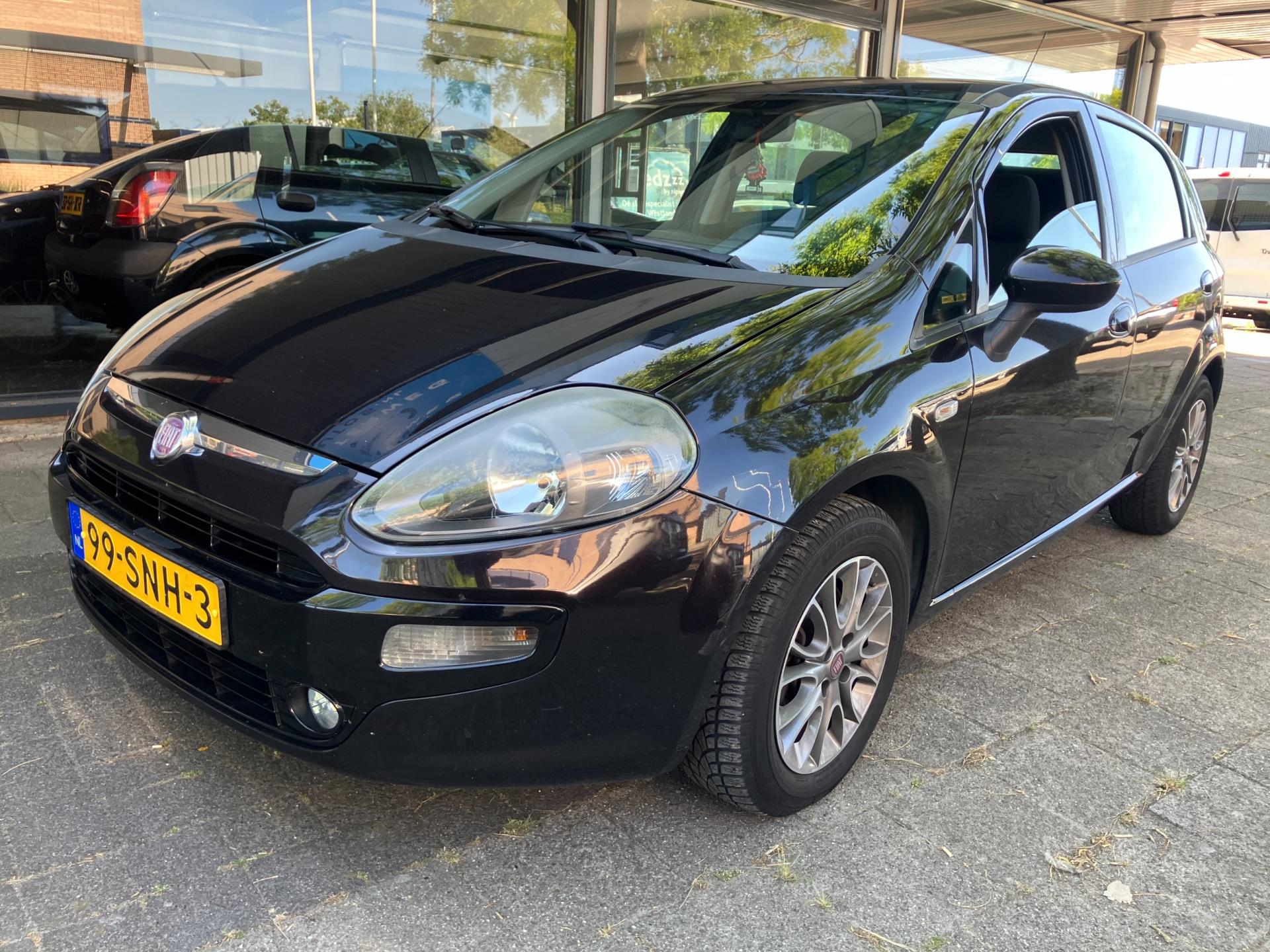fiat-punto-evo-image2.jpg