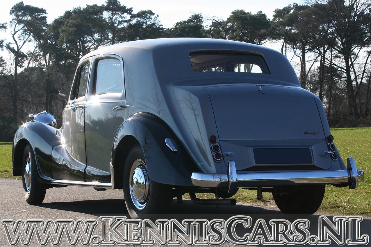 austin-1951-sheerline-ds1-saloon-image5.jpg