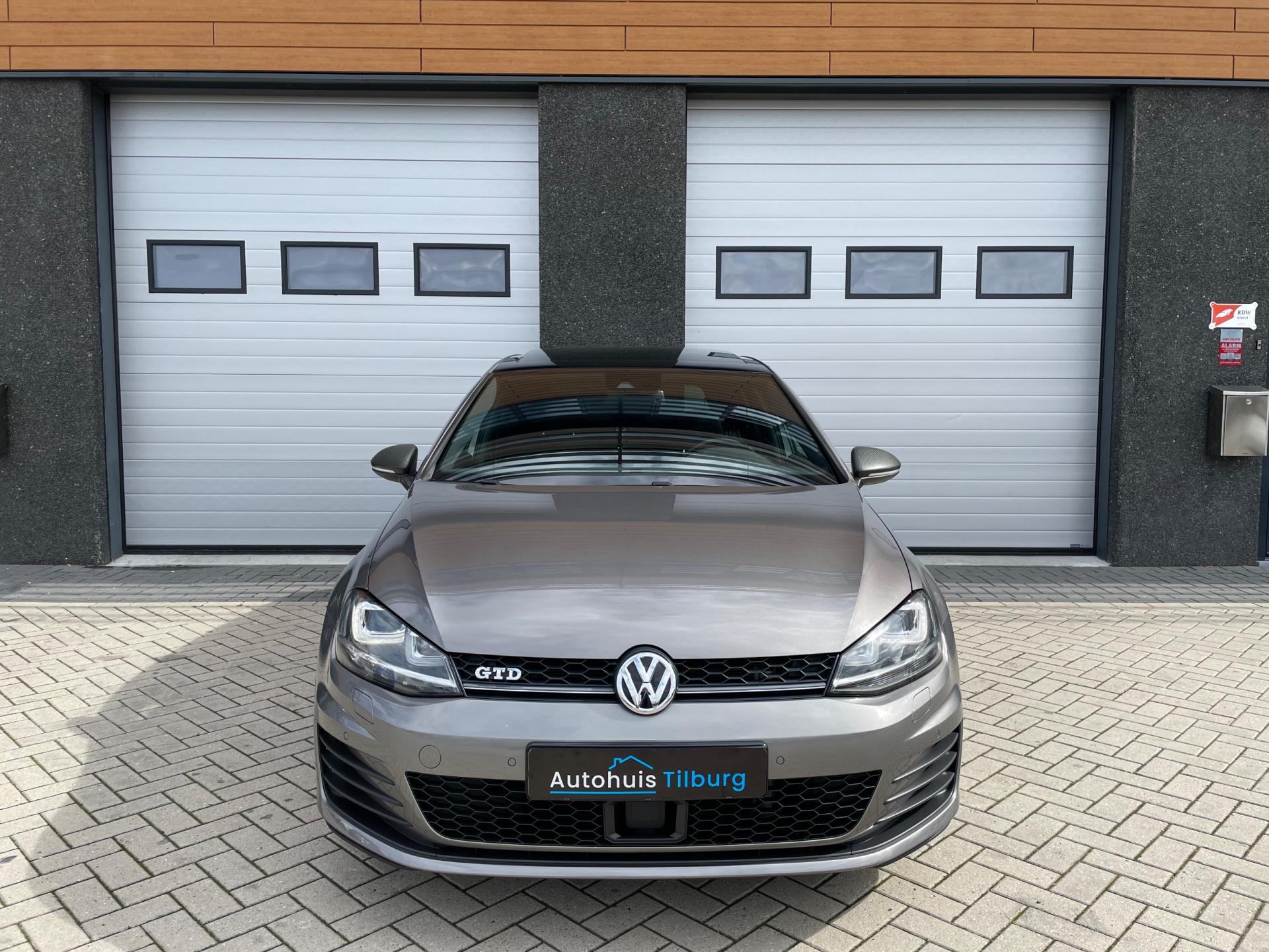 volkswagen-golf-image2.jpg