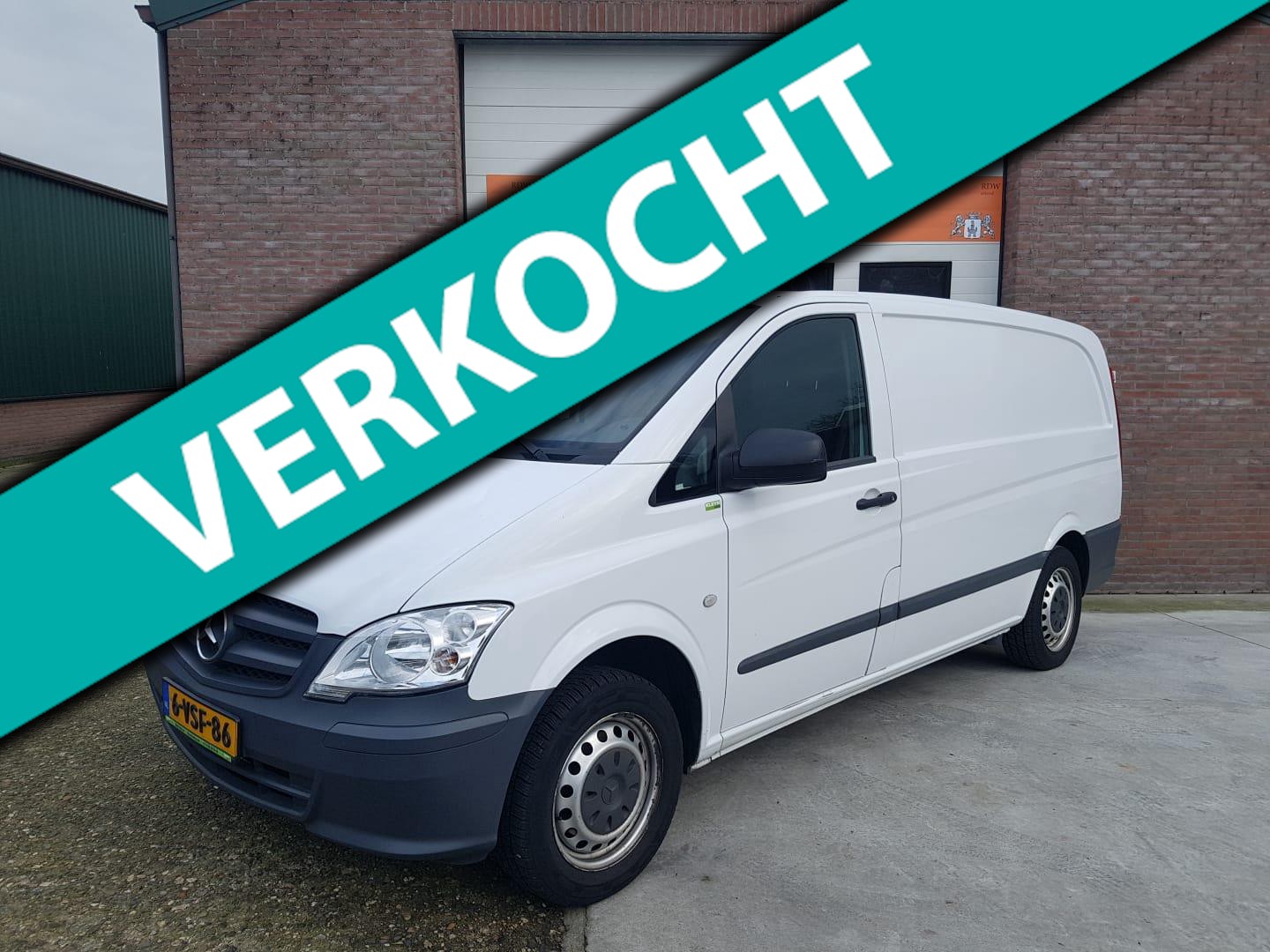 263947788/mercedes-benz-vito-image1.jpg
