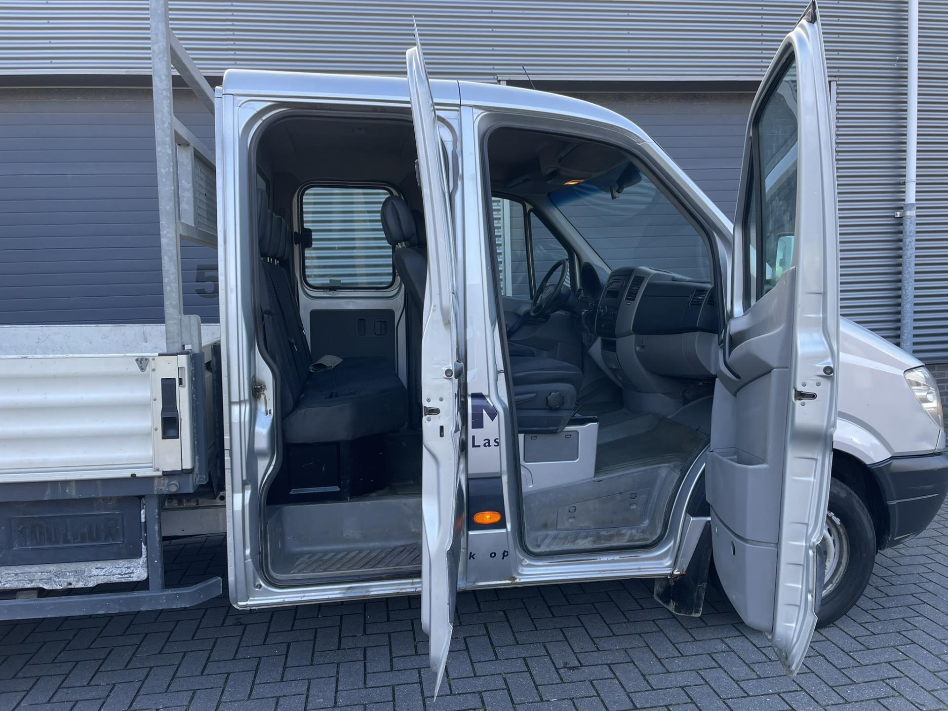 mercedes-benz-sprinter-image7.jpg