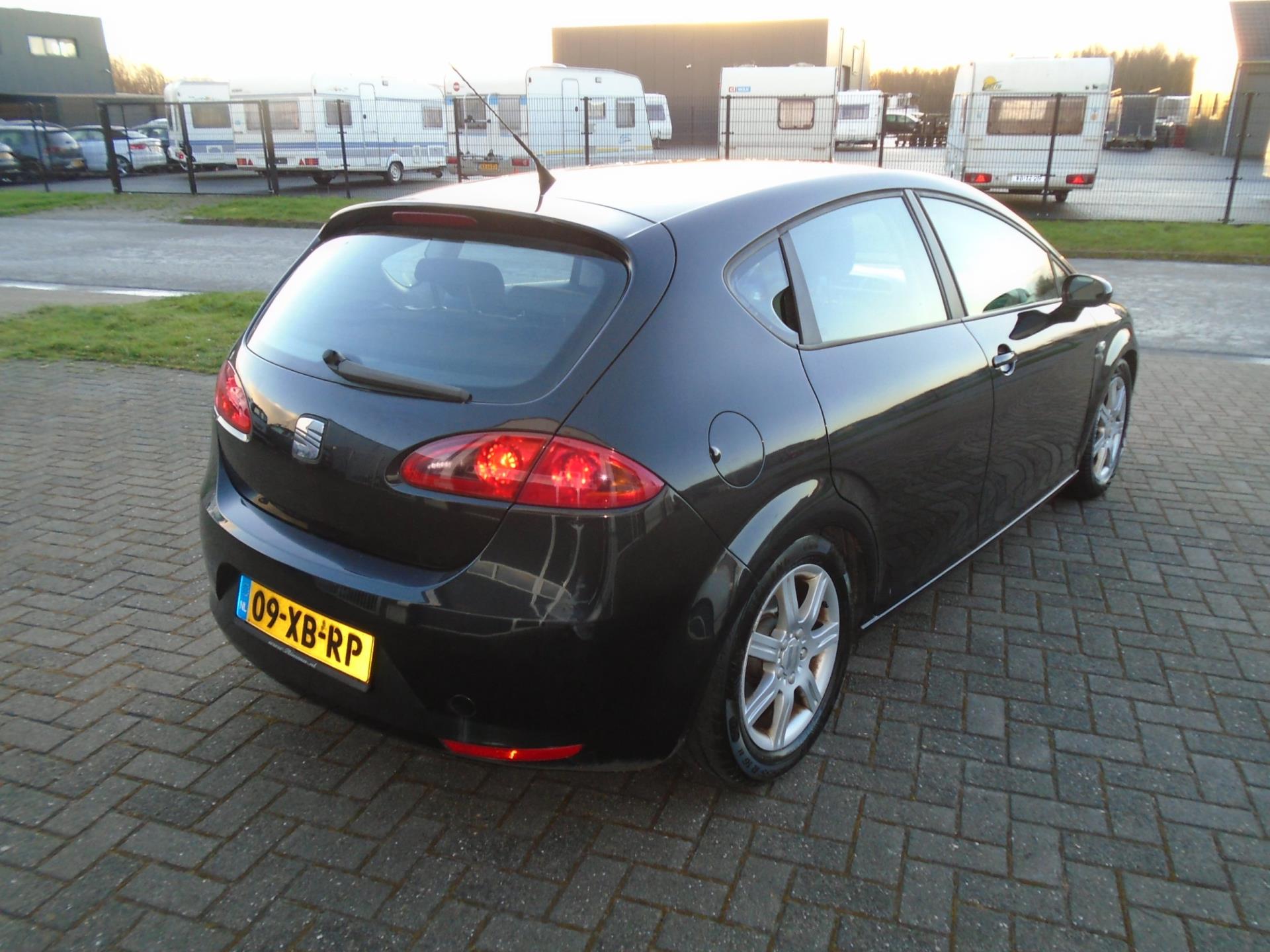 seat-leon-image3.jpg