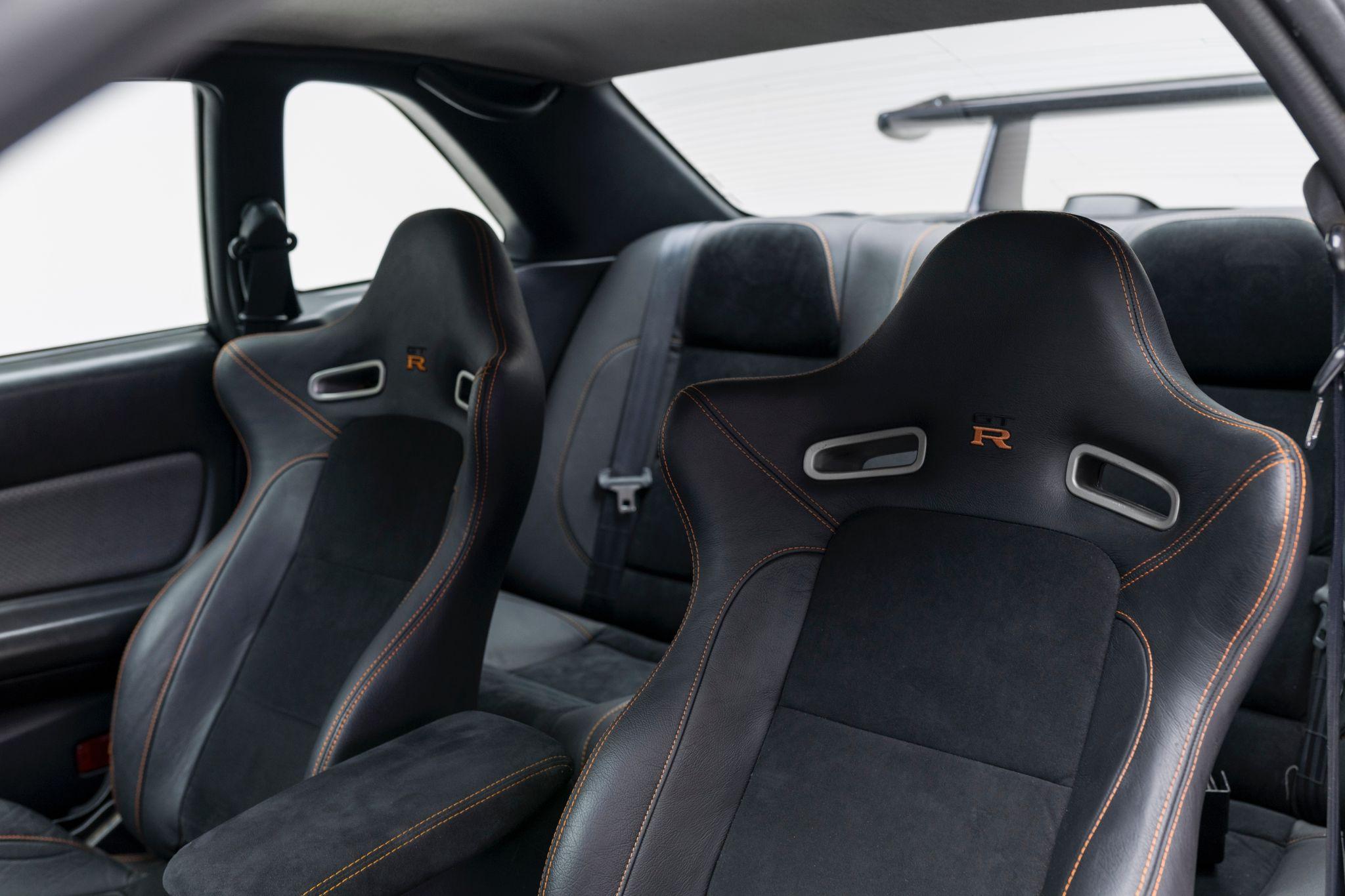 nissan-skyline-image8.jpg