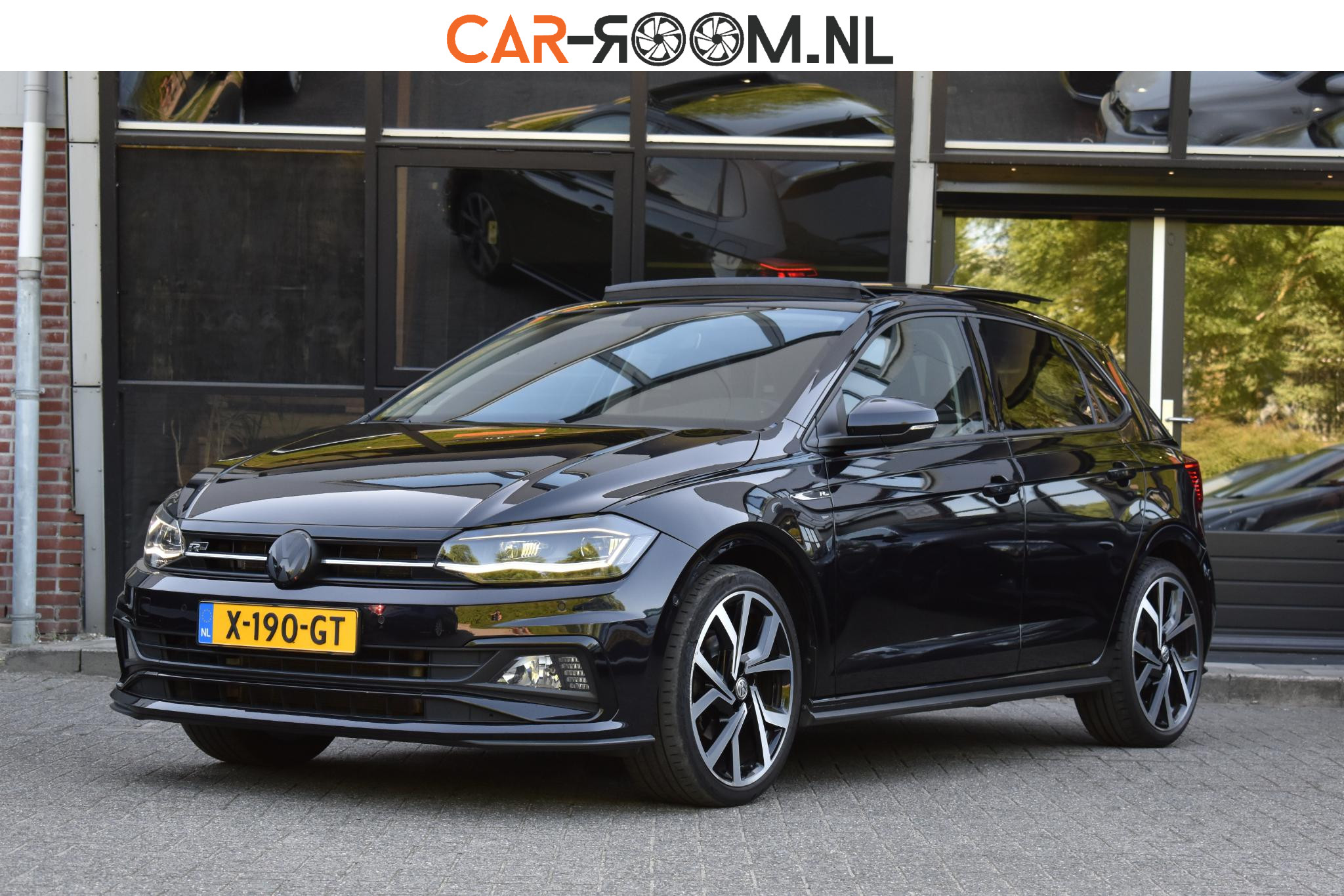 269861151/volkswagen-polo-image1.jpg