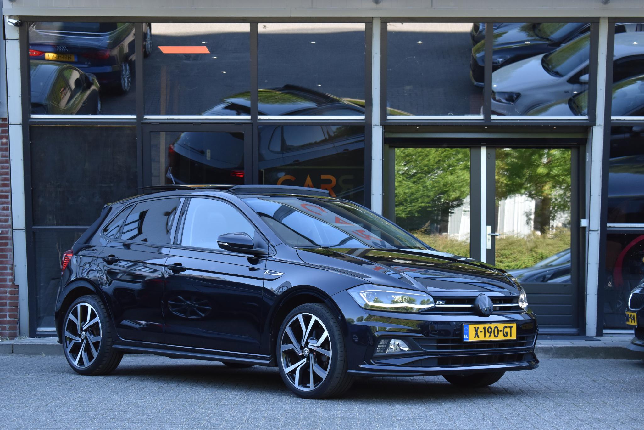 volkswagen-polo-image2.jpg
