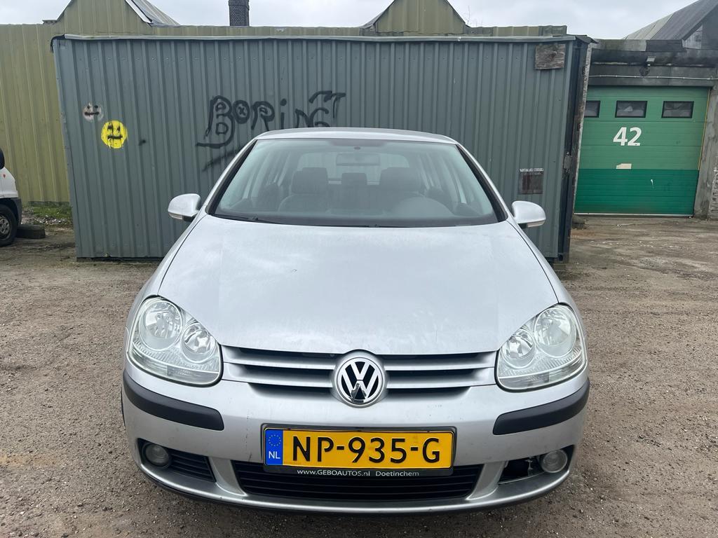 volkswagen-golf-image2.jpg
