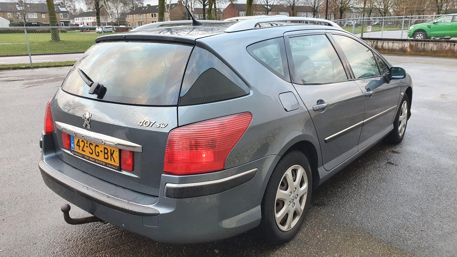 peugeot-407-image4.jpg