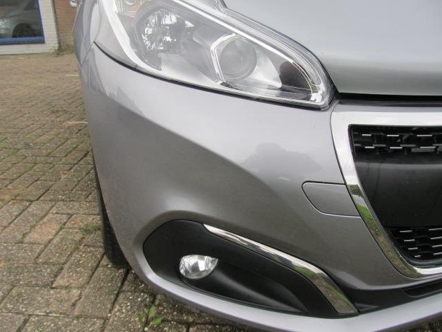 peugeot-208-image8.jpg