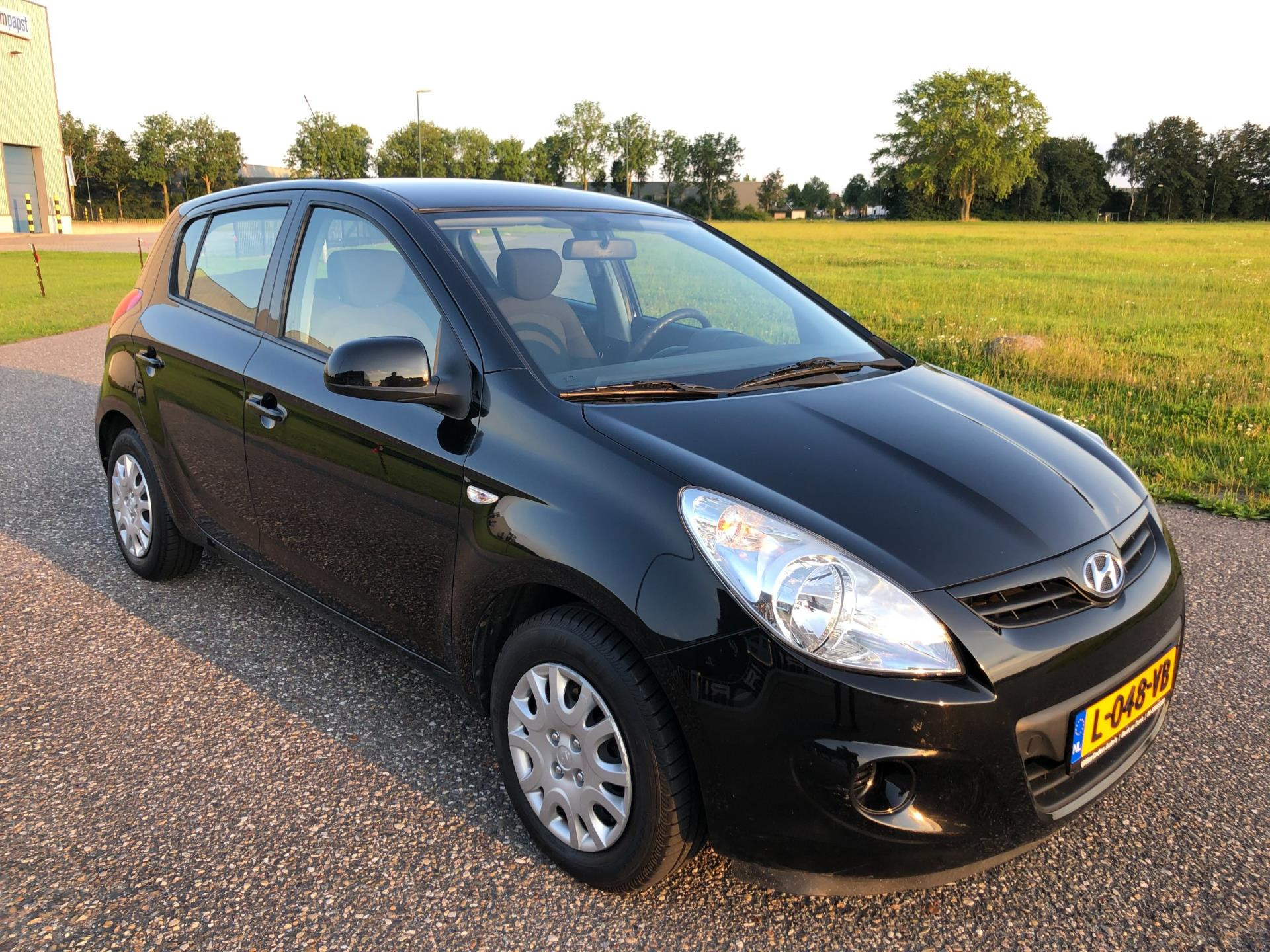 hyundai-i20-image2.jpg