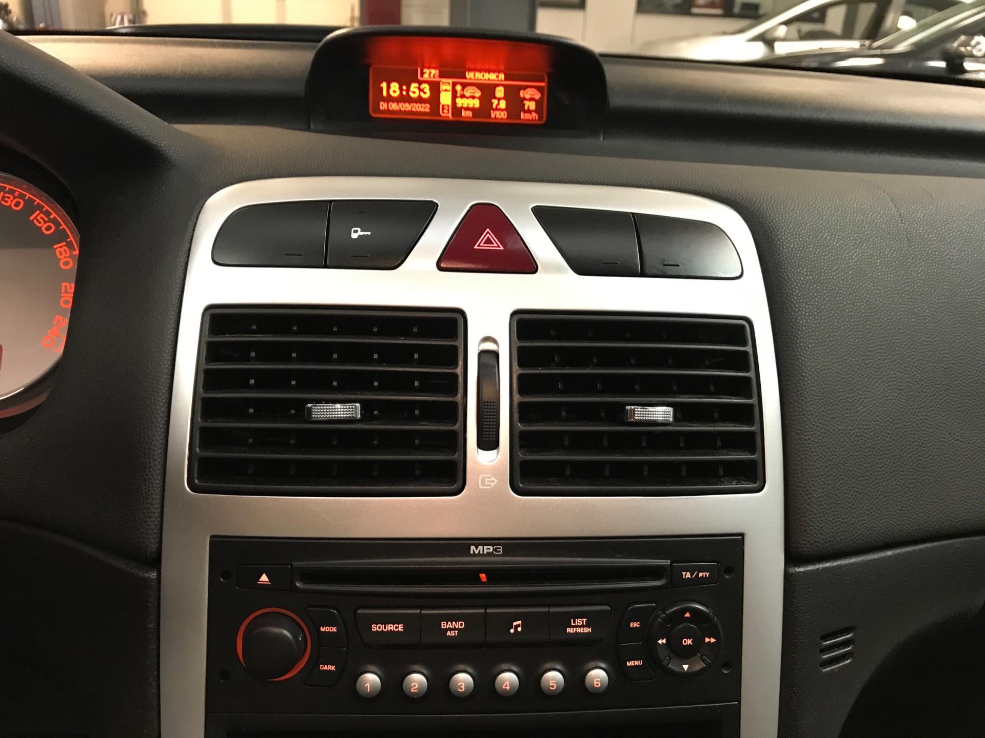 peugeot-307-image10.jpg