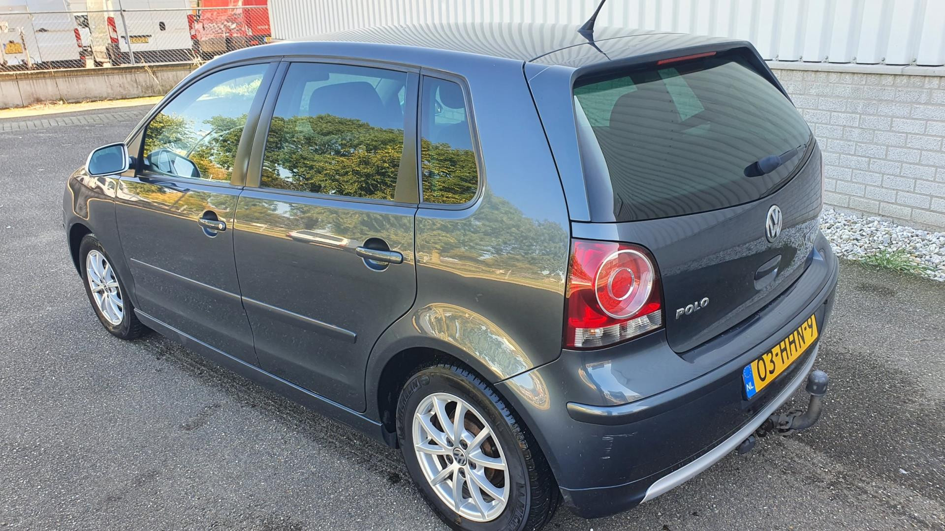 volkswagen-polo-image2.jpg