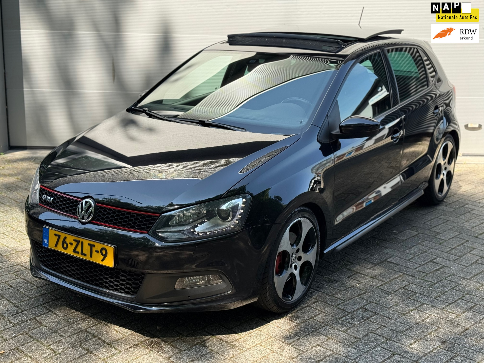294328742/volkswagen-polo-image1.jpg