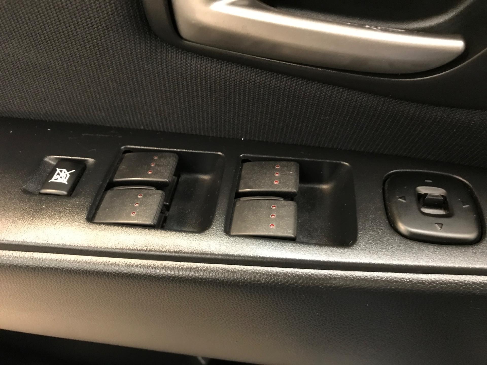 mazda-3-image9.jpg