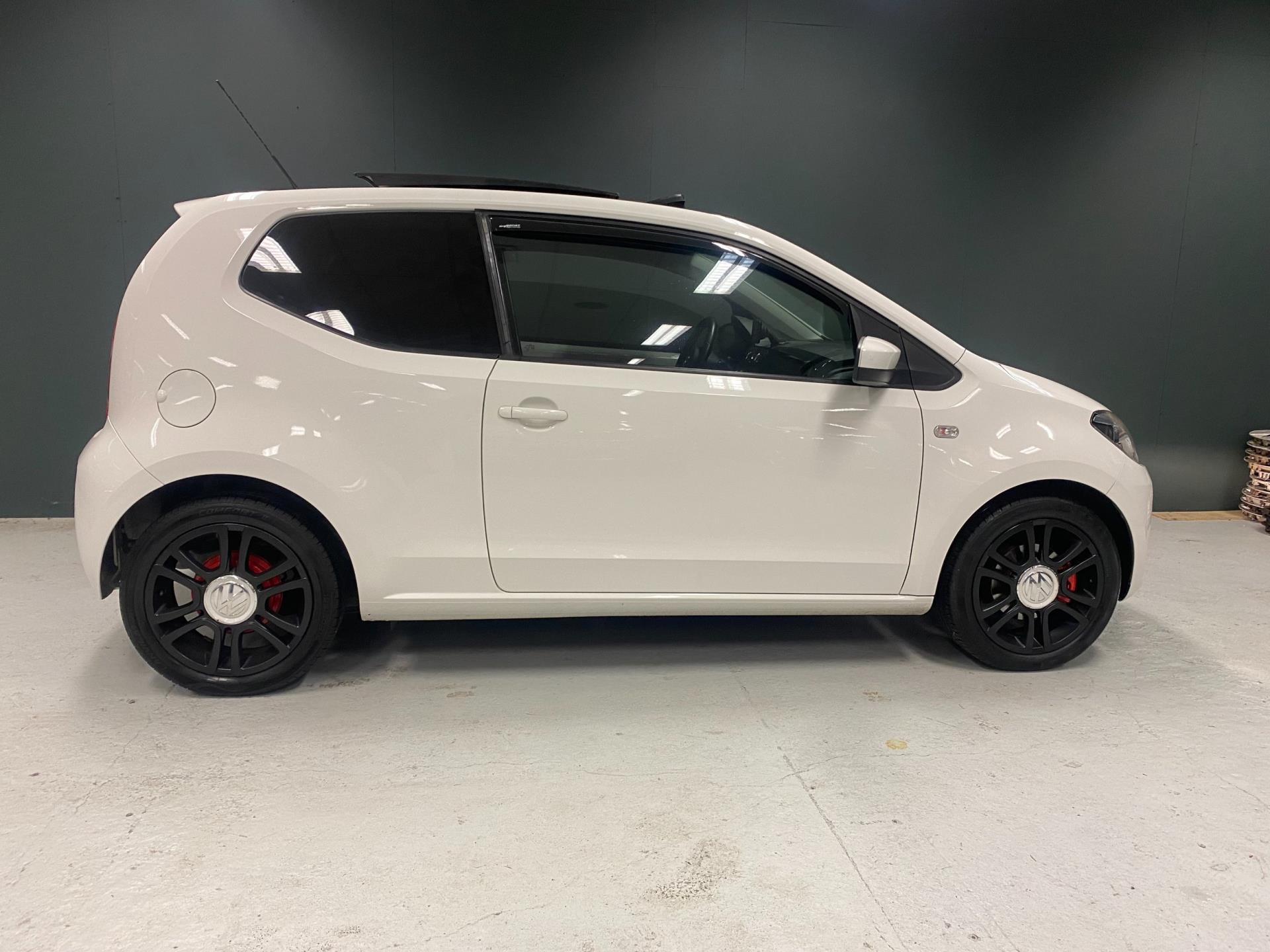 volkswagen-up!-image2.jpg