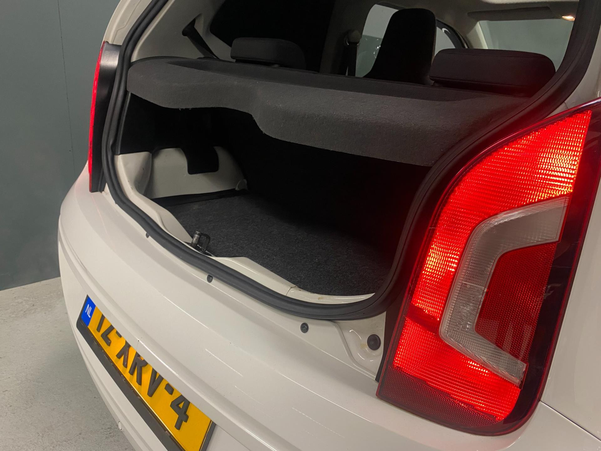 volkswagen-up!-image9.jpg
