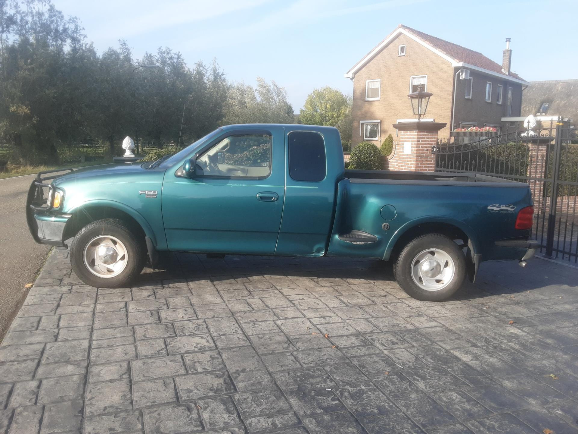 ford-usa-f-150-image8.jpg