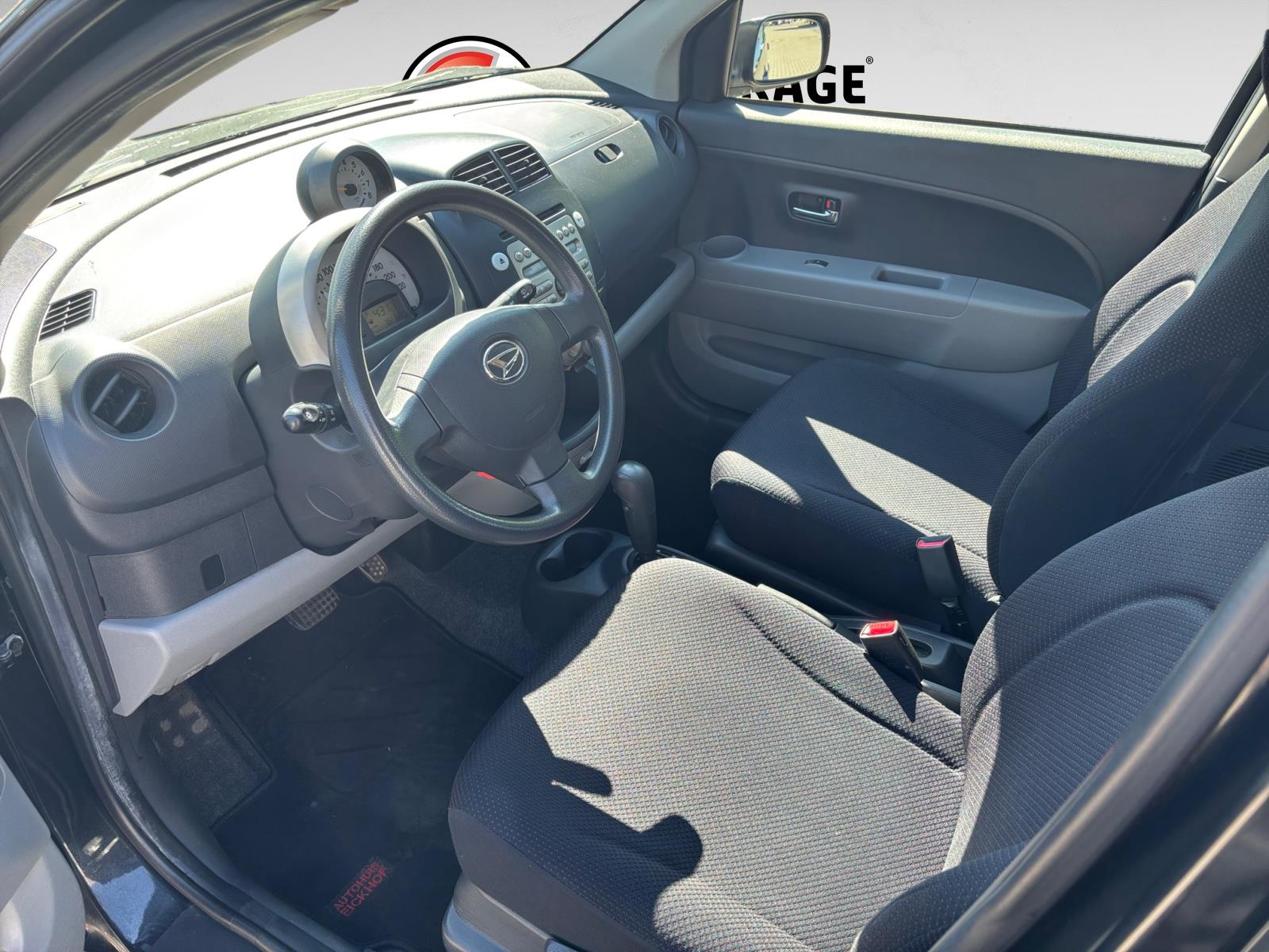 daihatsu-sirion-image4.jpg