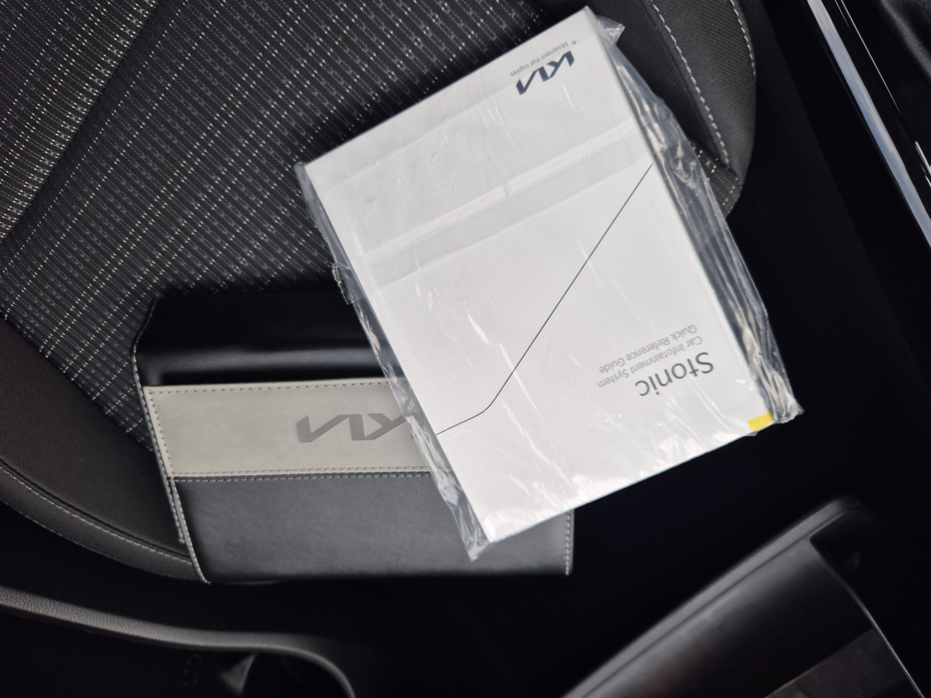 kia-stonic-image9.jpg