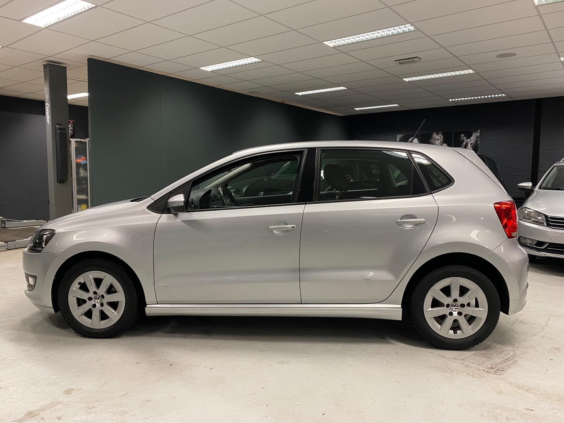 volkswagen-polo-image2.jpg
