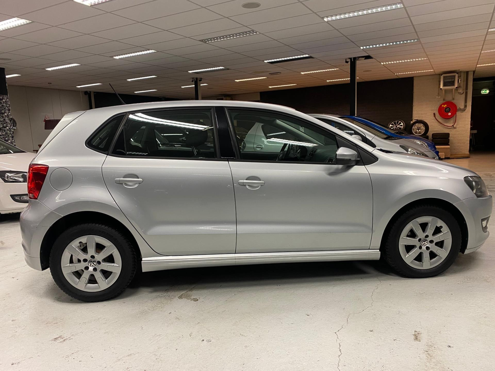 volkswagen-polo-image5.jpg
